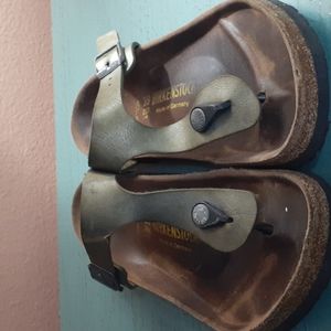 BIRKENSTOCK SANDALS SZ 39 EUR